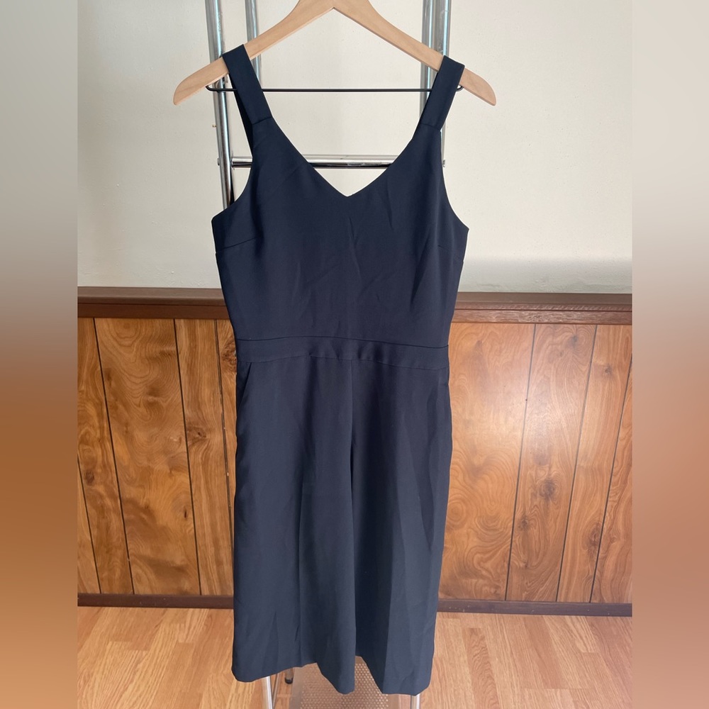 Banana republic size 4P never been worn black jumpsuit